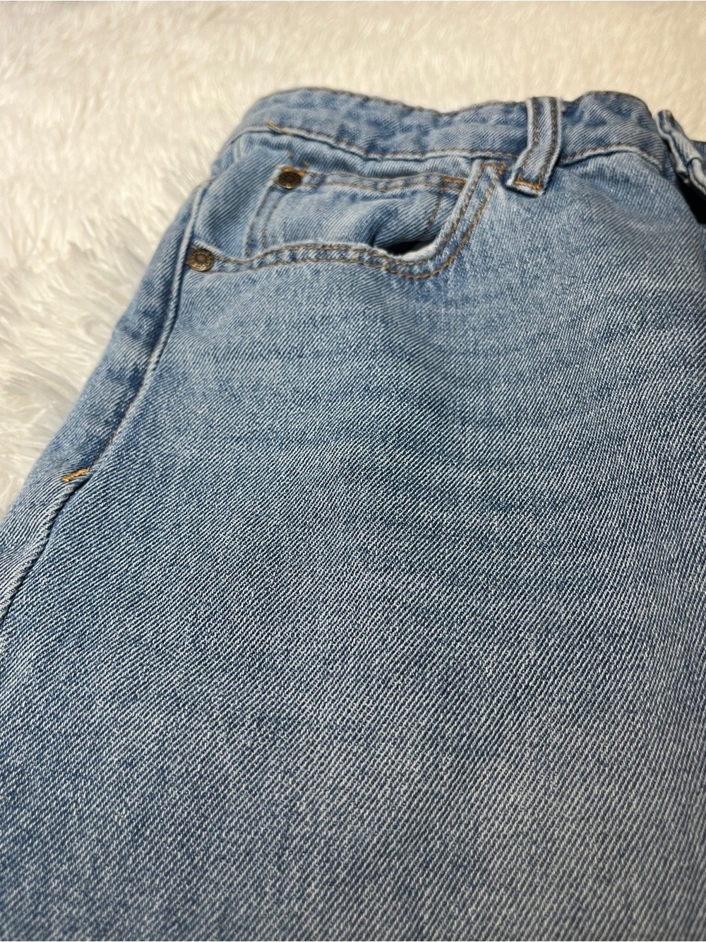 GUESS Los Angeles Wide Leg Distressed Jeans Light Wash 29x32 - Picture 8 of 9